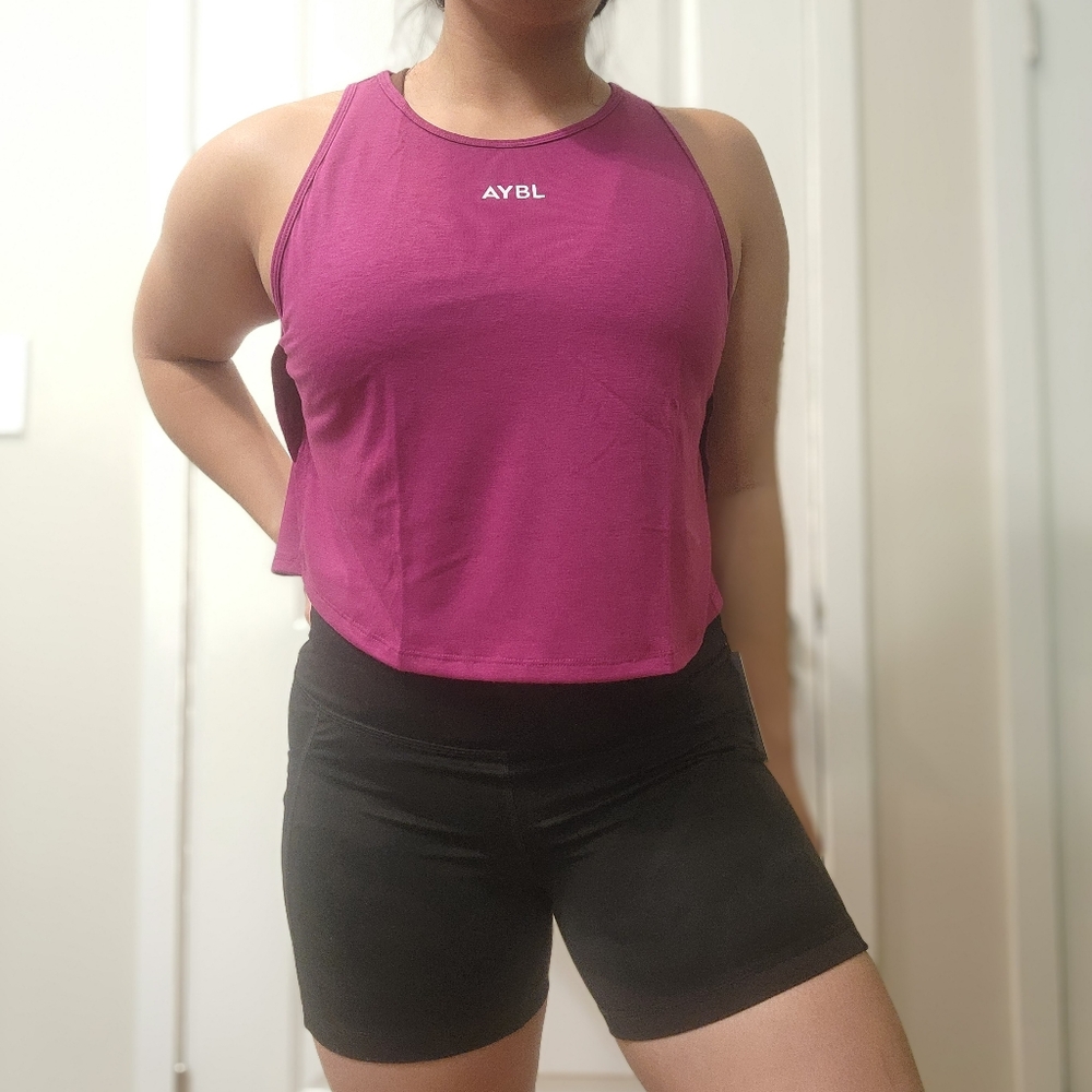 NWT Aybl Magenta Crop Tank